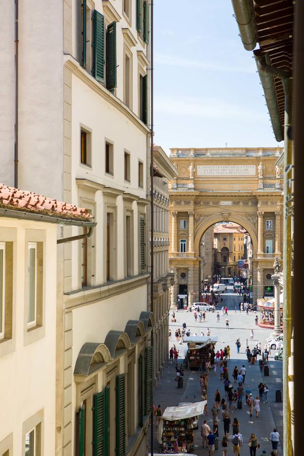 Typical Florentine Apartment Florencja Zewnętrze zdjęcie